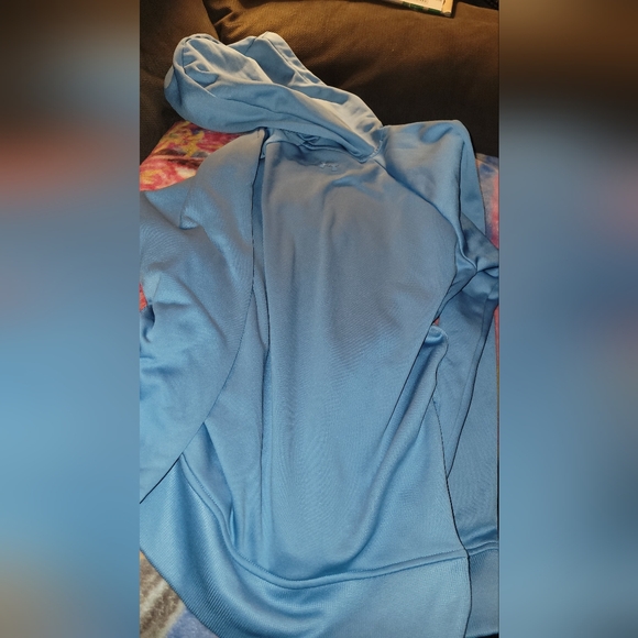 Women's Under Armour hoodie size small.NWOT Baby blue and white - Picture 3 of 5
